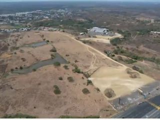Foto 16 de Vendo Terreno 120.000m² pasando peaje Chongón Vía a La Costa 180m de Frente