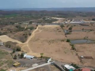 Foto 21 de Vendo Terreno 120.000m² pasando peaje Chongón Vía a La Costa 180m de Frente