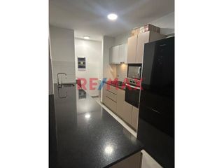 Foto 4 de ID: 1134206 Oportunidad De Venta - Departamento Flat - Santa Beatriz - Edificio Lima Uno - Incluye Cochera.