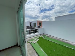 Foto 5 de Rento  casa de 205 m2 en Tumbaco