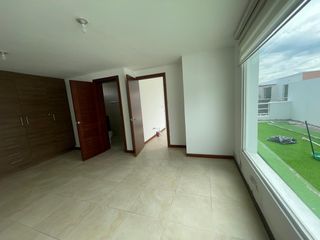 Foto 11 de Rento  casa de 205 m2 en Tumbaco