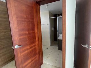 Foto 13 de Rento  casa de 205 m2 en Tumbaco