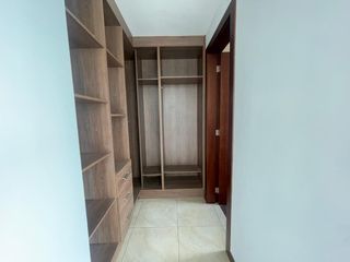 Foto 37 de Rento  casa de 205 m2 en Tumbaco