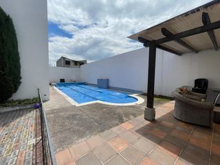 Foto 42 de Rento  casa de 205 m2 en Tumbaco