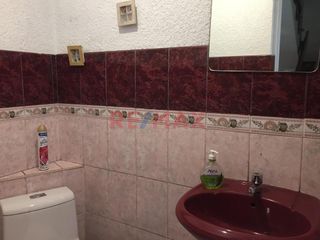 Foto 7 de Vendo Casa A 2 Cuadras De Las Avs. Canadá Y Santa Catalina