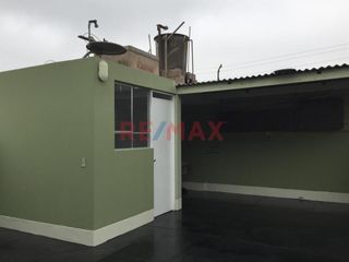 Foto 15 de Vendo Casa A 2 Cuadras De Las Avs. Canadá Y Santa Catalina