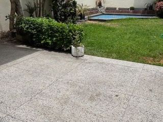 Foto 3 de VENDO CASA/ TERRENO ZONA HUACA PUCLLANA MIRAFLORES