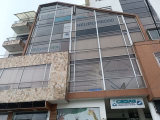 Foto 2 de SE ARRIENDA 2 CONSULTORIOS Y/O OFICINAS JUNTAS; DE 35 M2. (APROX.) C/U. EN METROPOLI PLAZA, SANTO DOMINGO DE LOS COLORADOS - ECUADOR