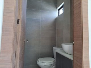 Foto 4 de departamento de alquiler en manta zona sur L/F