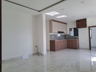 Foto 5 de departamento de alquiler en manta zona sur L/F