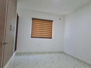 Foto 8 de departamento de alquiler en manta zona sur L/F