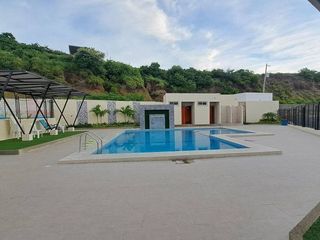 Foto 10 de casa de alquiler en manta urbanización sariland L/F