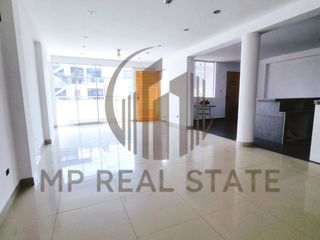 Foto 1 de DEPARTAMENTO 131 METROS EN LOS CEDROS DE VILLA SEGUNDO PISO