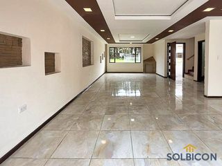 Foto 4 de Hermosa Casa de 4 habitaciones sector Molinopamba