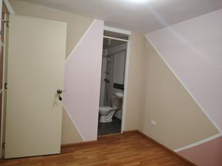 Foto 5 de Se Alquila Hermoso Departamento En Piso 8 En Condominio Las Praderas - Comas
