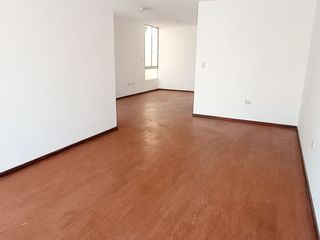 Foto 2 de OPORTUNIDAD! CASA 2 PISOS+TERRAZA 4 DORMITORIOS VILLA 1, CARABAYLLO