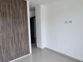 Foto 11 de Vendo Moderno Departamento de 93 m² La Romareda Norte de Guayaquil Estrene
