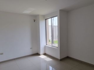 Foto 15 de Vendo Moderno Departamento de 93 m² La Romareda Norte de Guayaquil Estrene