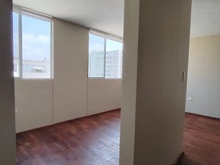 Foto 17 de Alquiler Departamento En Piso 16 Con Vista Interna En Condominio Laureles 3 - Comas