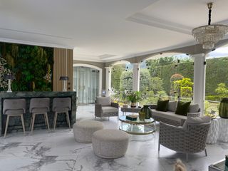 Foto 13 de CASA DE LUJO DE UNA PLANTA EN URB PRIVADA CUMBAYA (PROX RUTA VIVA)