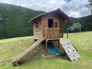 Foto 21 de CASA DE LUJO DE UNA PLANTA EN URB PRIVADA CUMBAYA (PROX RUTA VIVA)