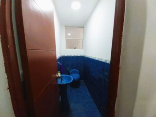 Foto 11 de VENDO CASA DE TRES PISOS REMODELADA CON MINI DEPARTAMENTO