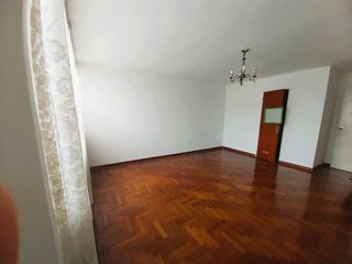 Foto 22 de VENDO CASA DE TRES PISOS REMODELADA CON MINI DEPARTAMENTO