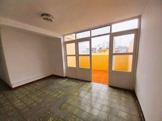 Foto 30 de VENDO CASA DE TRES PISOS REMODELADA CON MINI DEPARTAMENTO