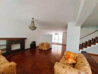 Foto 3 de VENDO CASA DE TRES PISOS REMODELADA CON MINI DEPARTAMENTO