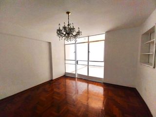 Foto 4 de VENDO CASA DE TRES PISOS REMODELADA CON MINI DEPARTAMENTO
