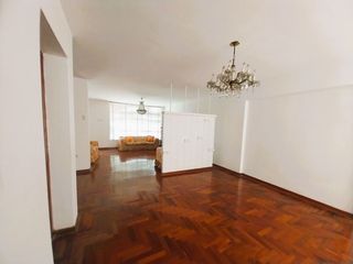 Foto 5 de VENDO CASA DE TRES PISOS REMODELADA CON MINI DEPARTAMENTO