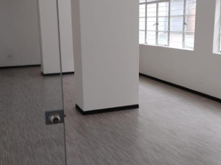 Foto 5 de OPORTUNIDAD ALQUILER AV. TACNA CDRA 3 PISO 2