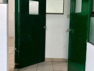 Foto 11 de SE ALQUILA EDIFICIO DE 5 PISOS EN SAN JUAN DE MIRAFLORES *800 M2 *CERCA A LA MUNICIPALIDAD *SUNARP *BUENA UBICACIÓN