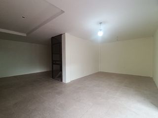 Foto 4 de Renta de Local Comercial - Av. Napo