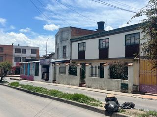 Foto 1 de VENTA CASA COMERCIAL  / CASA LOTE ZIPAQUIRA