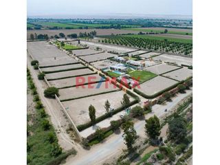Foto 3 de ¡Oportunidad Única! Venta De 2 Lotes En El Exclusivo Condominio La Catalina