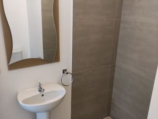 Foto 12 de Oficina / consultorio en Venta en Cercado límite con Lince !!