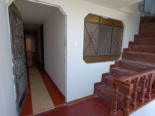 Foto 1 de Ideal Inversionistas: Venta de Tercer Piso con 3 Departamentos Listos para Rentar