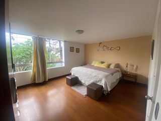 Foto 13 de VENDO LINDA CASA EN ESQUINA - REMODELADA - LA AURORA CON TERRAZA Y JARDÍN