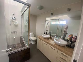 Foto 14 de VENDO LINDA CASA EN ESQUINA - REMODELADA - LA AURORA CON TERRAZA Y JARDÍN