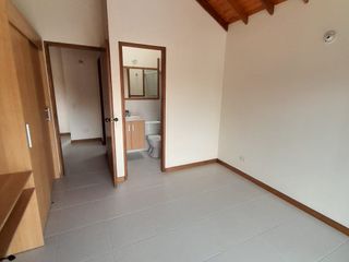 Foto 8 de CASA EN ARRIENDO CON MUY BUENA UBICACION CENTRAL