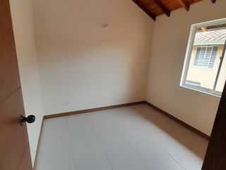 Foto 10 de CASA EN ARRIENDO CON MUY BUENA UBICACION CENTRAL