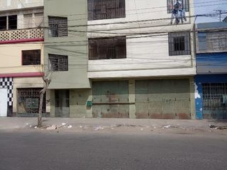 Foto 2 de En Venta Lo cal Comercial cerca a Parque San German - La Victoria