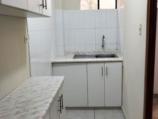Foto 6 de CASITA / DEPARTAMENTO DE DOS PISOS EN ALQUILER EN BREÑA