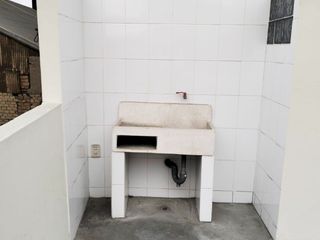 Foto 14 de CASITA / DEPARTAMENTO DE DOS PISOS EN ALQUILER EN BREÑA