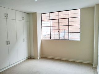 Foto 9 de CASITA / DEPARTAMENTO DE DOS PISOS EN ALQUILER EN BREÑA
