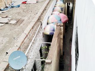 Foto 17 de CASITA / DEPARTAMENTO DE DOS PISOS EN ALQUILER EN BREÑA