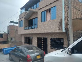 Foto 3 de En Venta Casa de 2 pisos en Comas