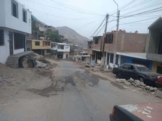 Foto 5 de En Venta Casa de 2 pisos en Comas