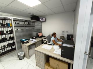 Foto 10 de Se vente consultorio, oficina